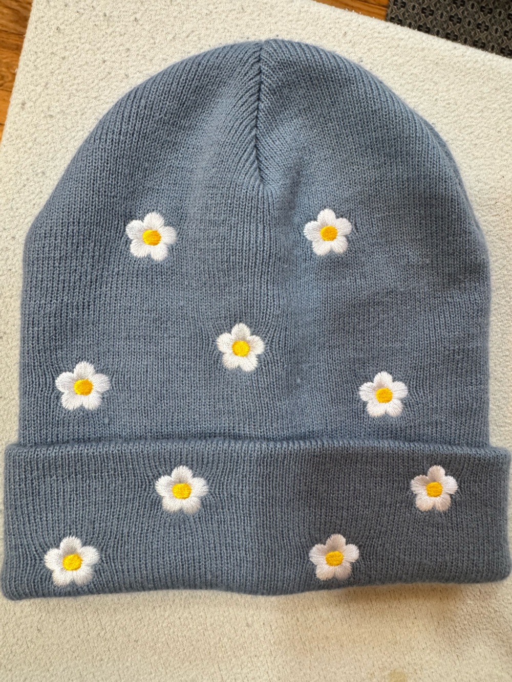 Women’s Embroidered Knit Beanie Hat Slate Blue, Yellow & White Daisy Flowers